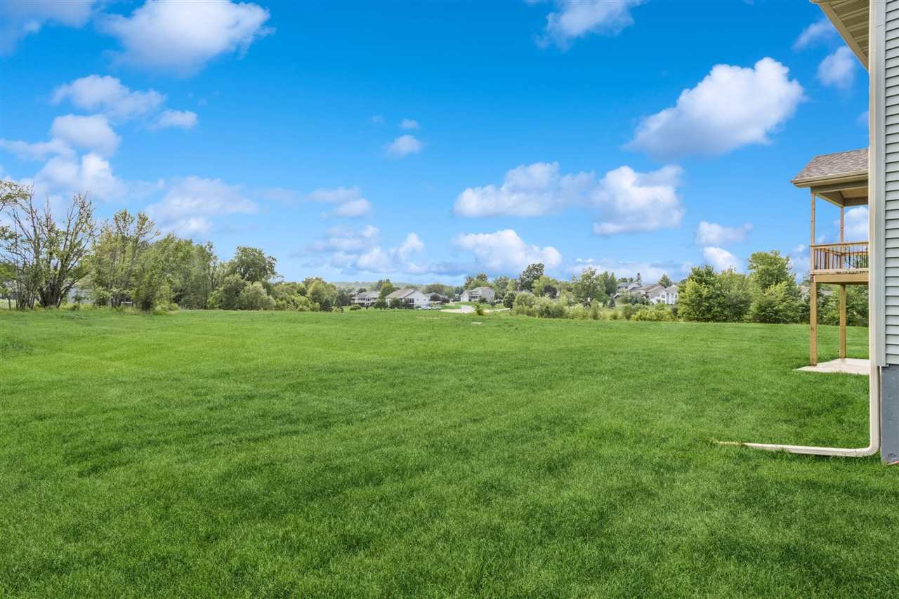 3125 Sunflower Street Ely IA 52227