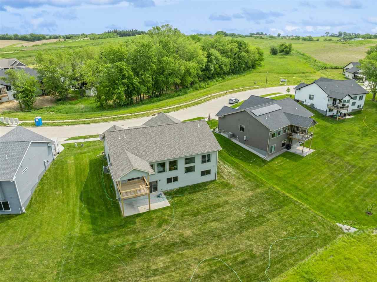 3125 Sunflower Street Ely IA 52227