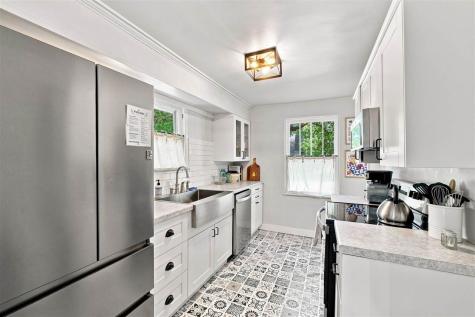 1601 Jackson Avenue Iowa City IA 52240