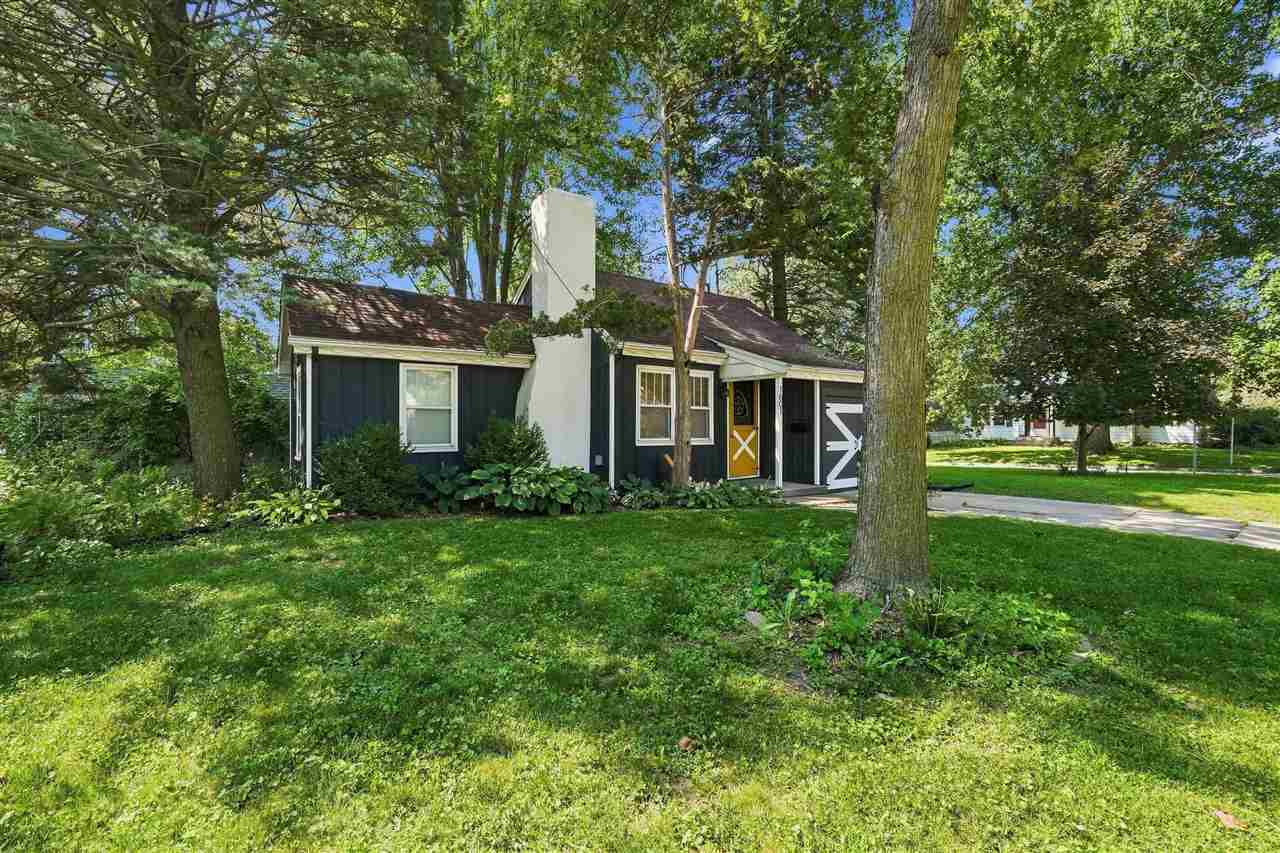 1601 Jackson Avenue Iowa City IA 52240