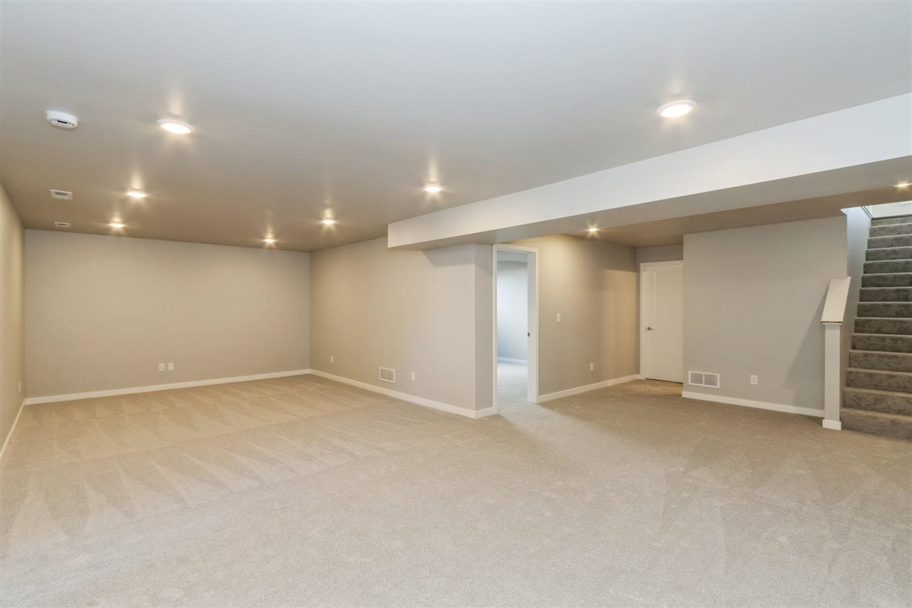 405 Solstice Court North Liberty IA 52317