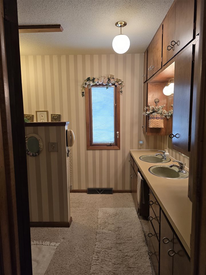 406 E Lafayette Avenue Keota IA 52248