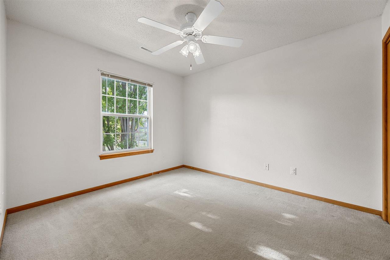 1240 Shannon Drive Iowa City IA 52246