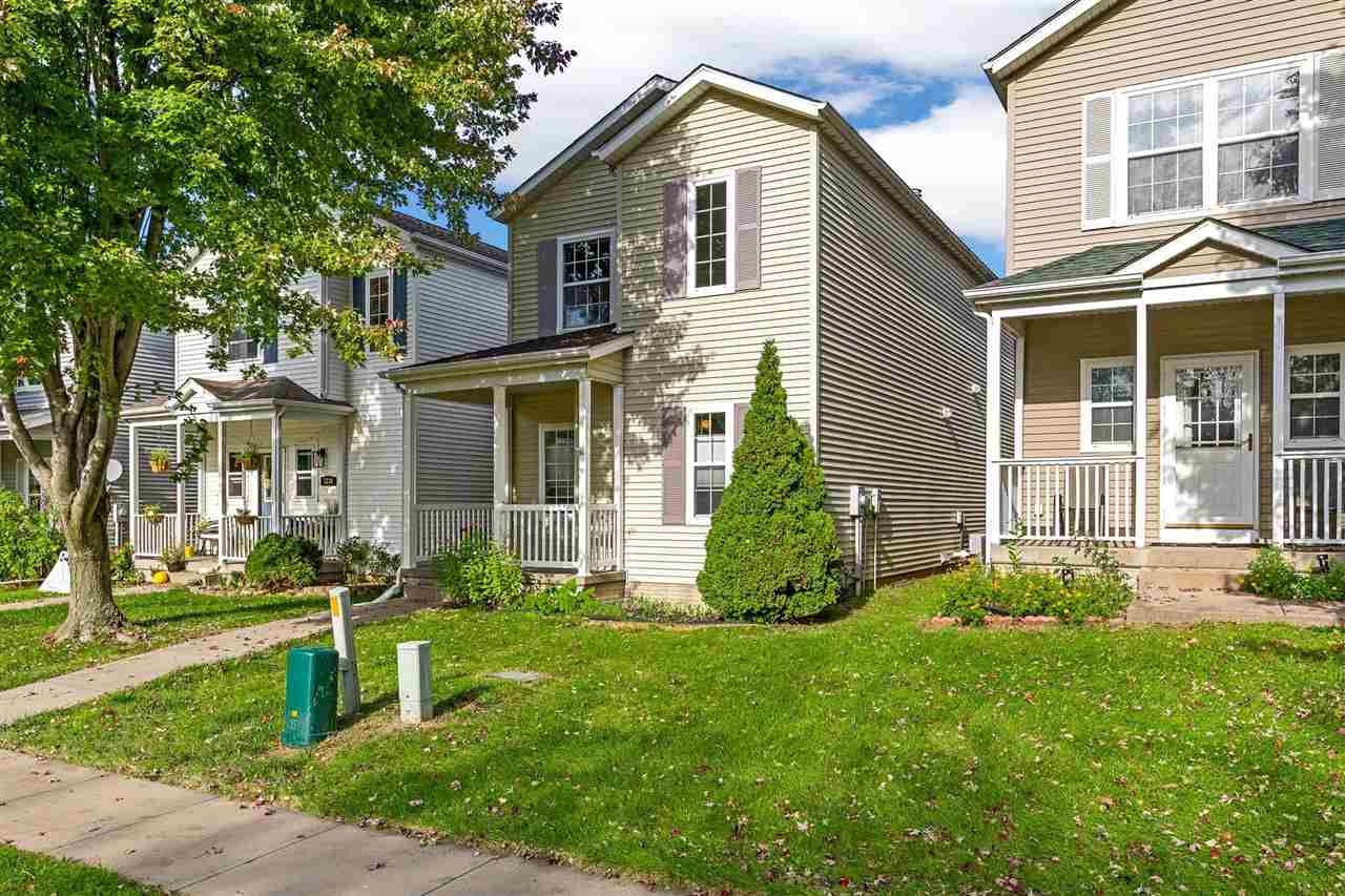 1240 Shannon Drive Iowa City IA 52246
