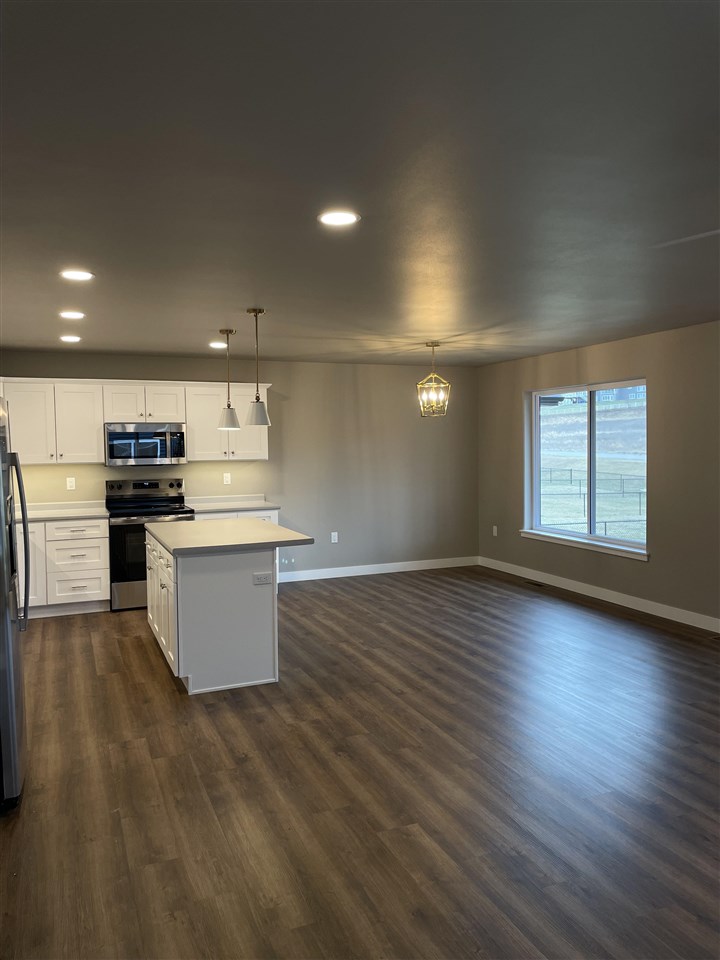 858 Armands Lane Tiffin IA 52340