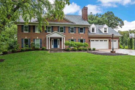 3016 Forest Gate Circle Iowa City IA 52240