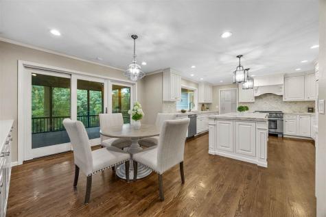 3016 Forest Gate Circle Iowa City IA 52240