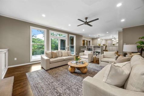 3016 Forest Gate Circle Iowa City IA 52240