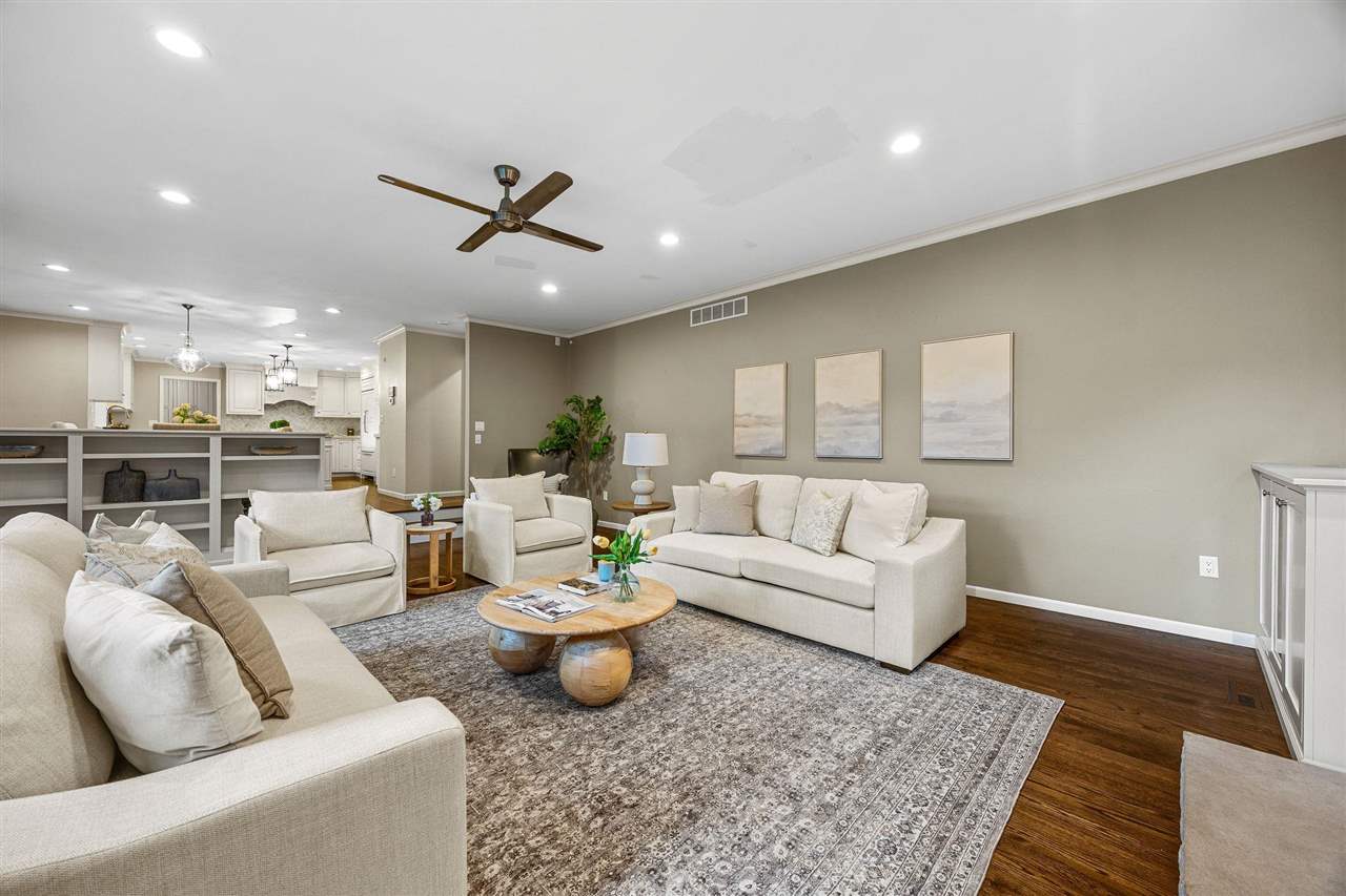 3016 Forest Gate Circle Iowa City IA 52240
