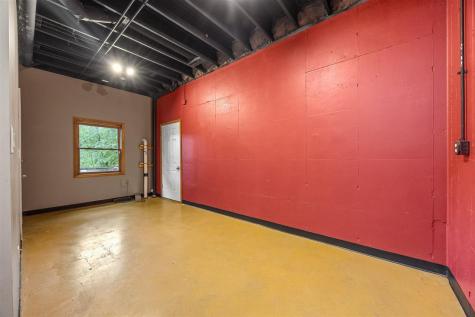 3016 Forest Gate Circle Iowa City IA 52240