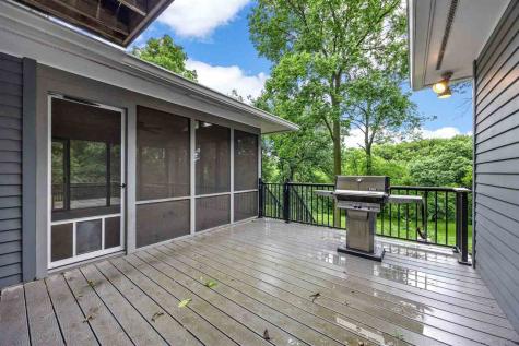 3016 Forest Gate Circle Iowa City IA 52240