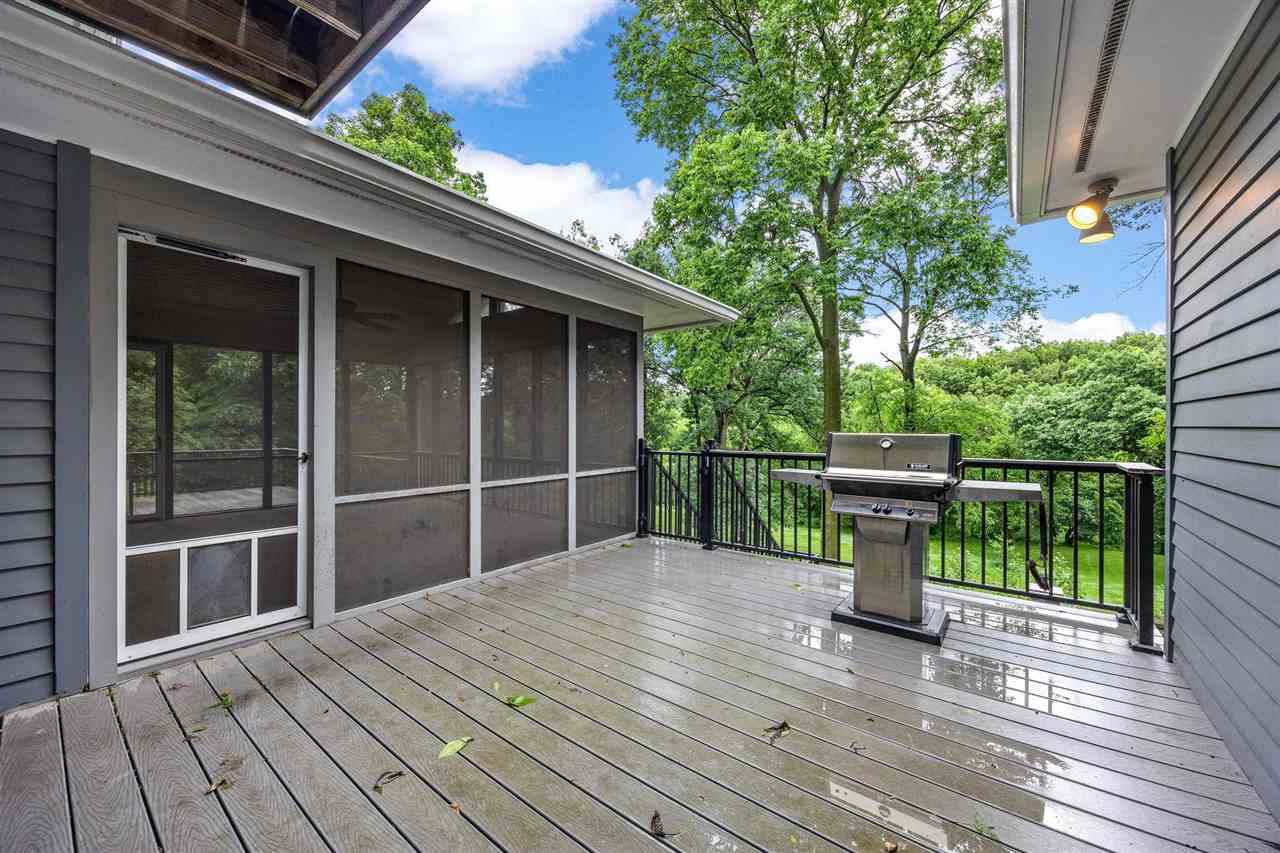 3016 Forest Gate Circle Iowa City IA 52240