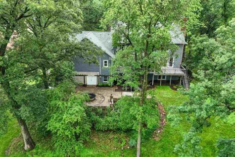 3016 Forest Gate Circle Iowa City IA 52240