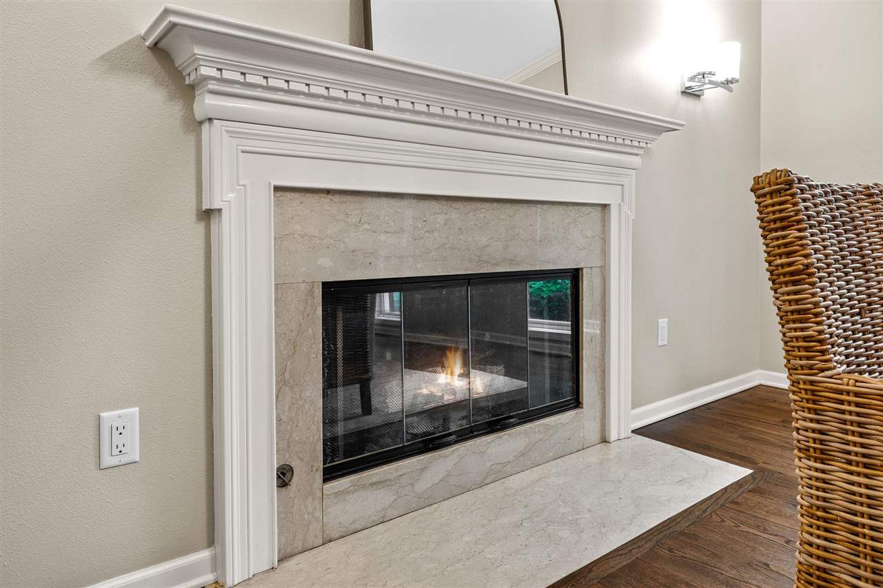 3016 Forest Gate Circle Iowa City IA 52240