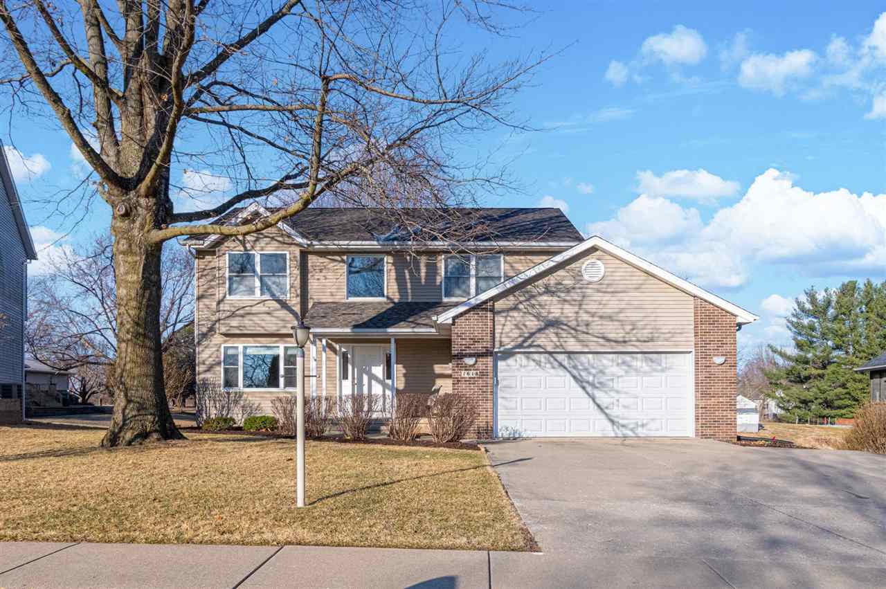 1618 Red Oak Drive Coralville IA 52241