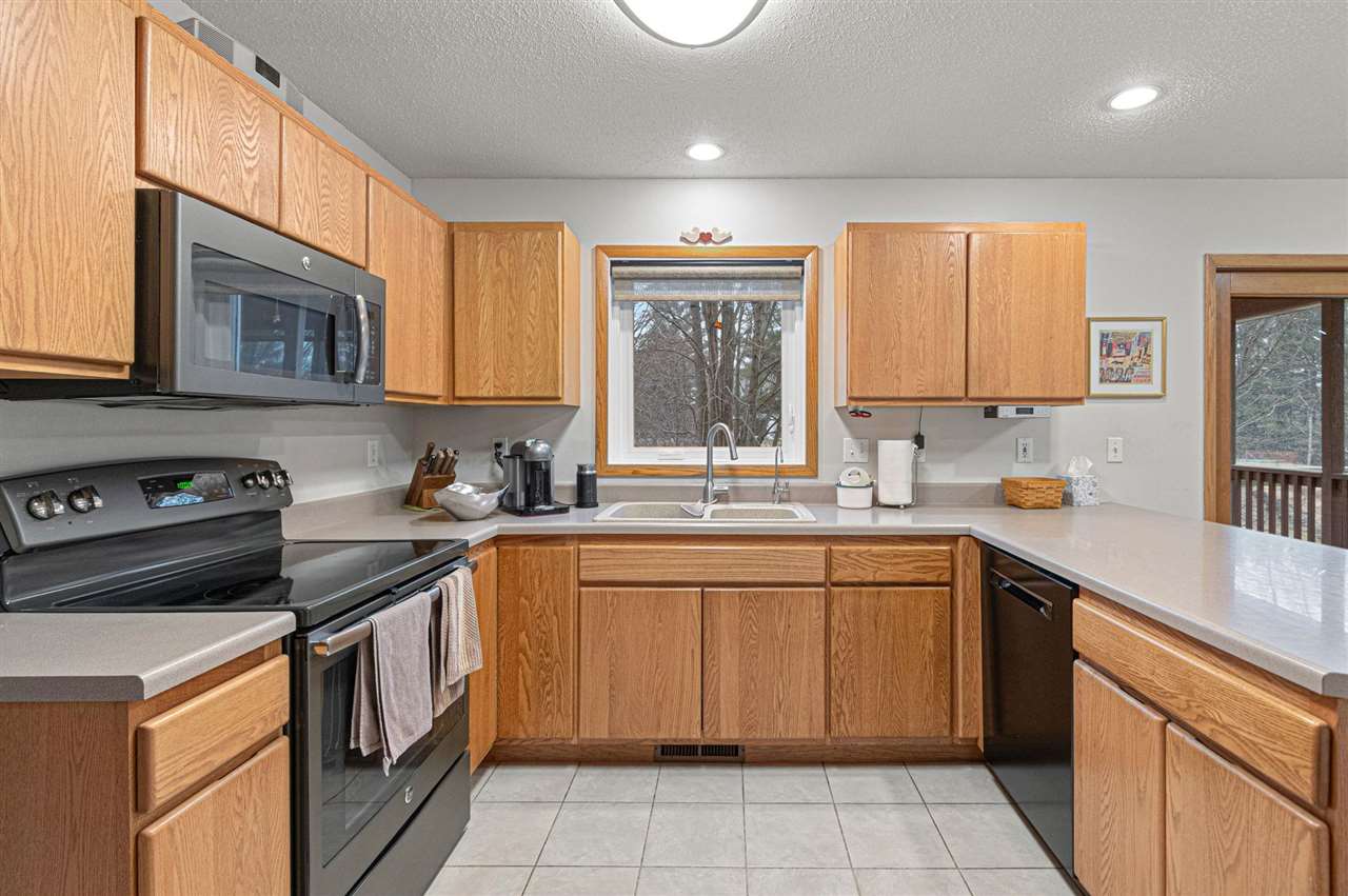 1618 Red Oak Drive Coralville IA 52241