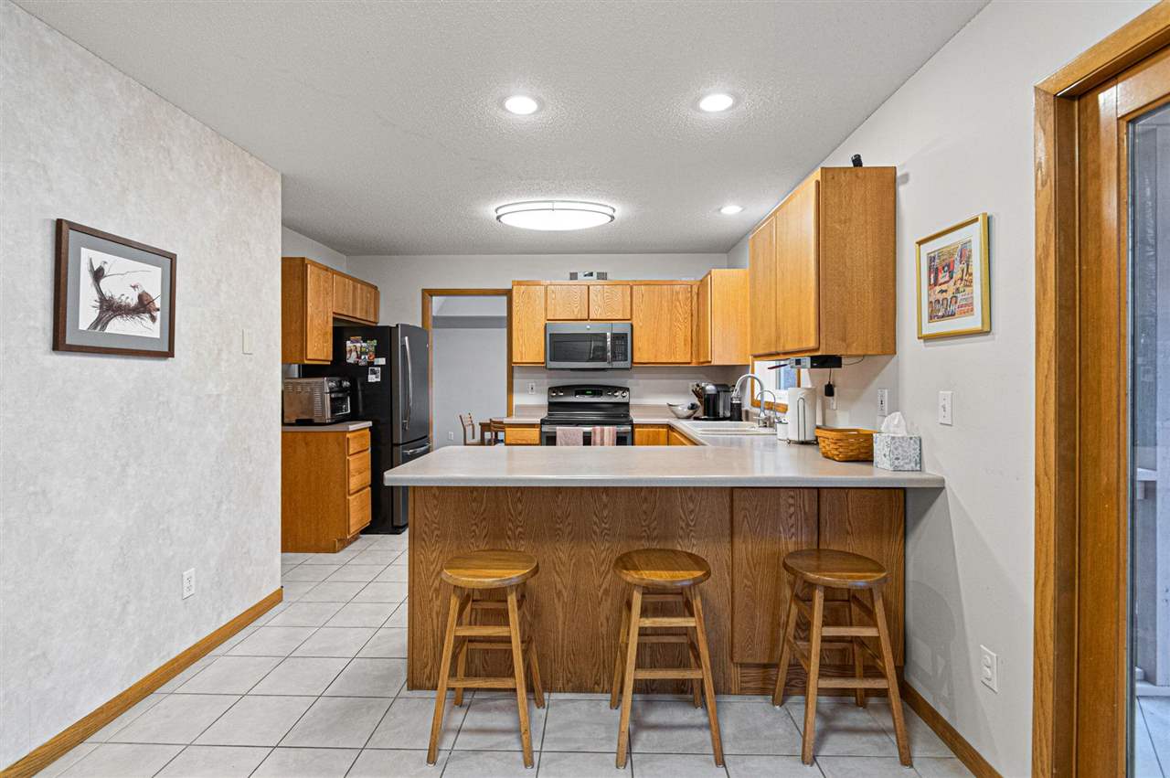 1618 Red Oak Drive Coralville IA 52241