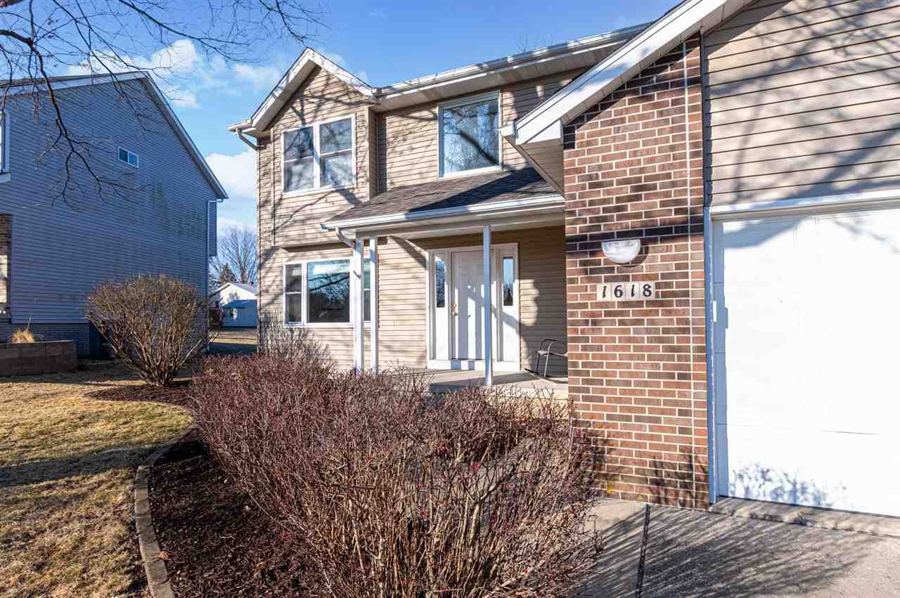 1618 Red Oak Drive Coralville IA 52241