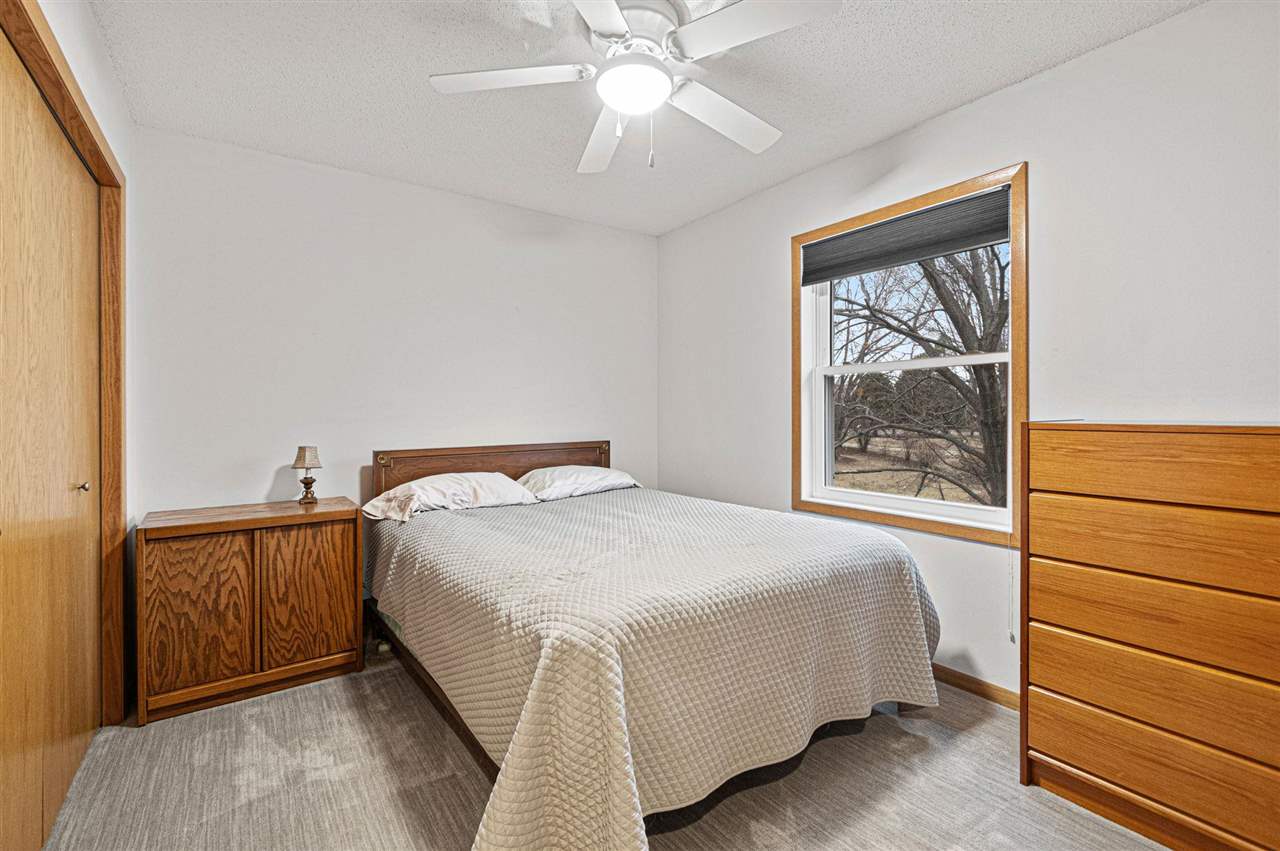1618 Red Oak Drive Coralville IA 52241