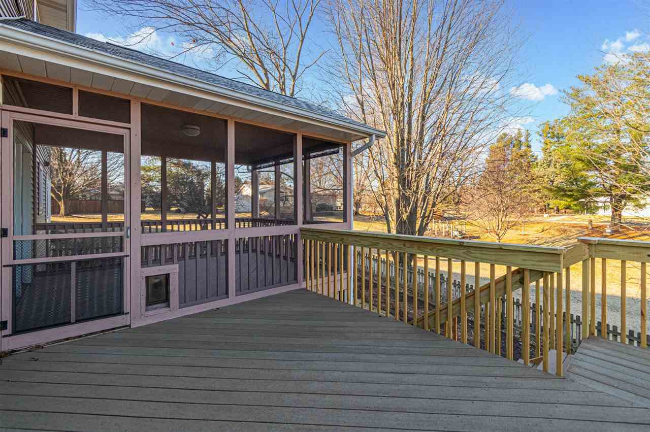 1618 Red Oak Drive Coralville IA 52241