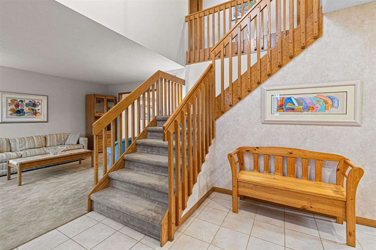 1618 Red Oak Drive Coralville IA 52241