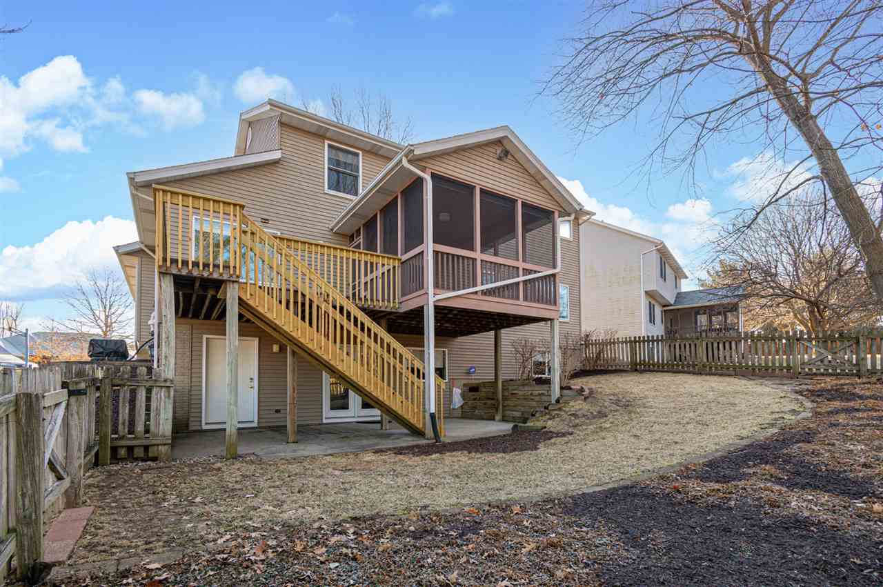 1618 Red Oak Drive Coralville IA 52241
