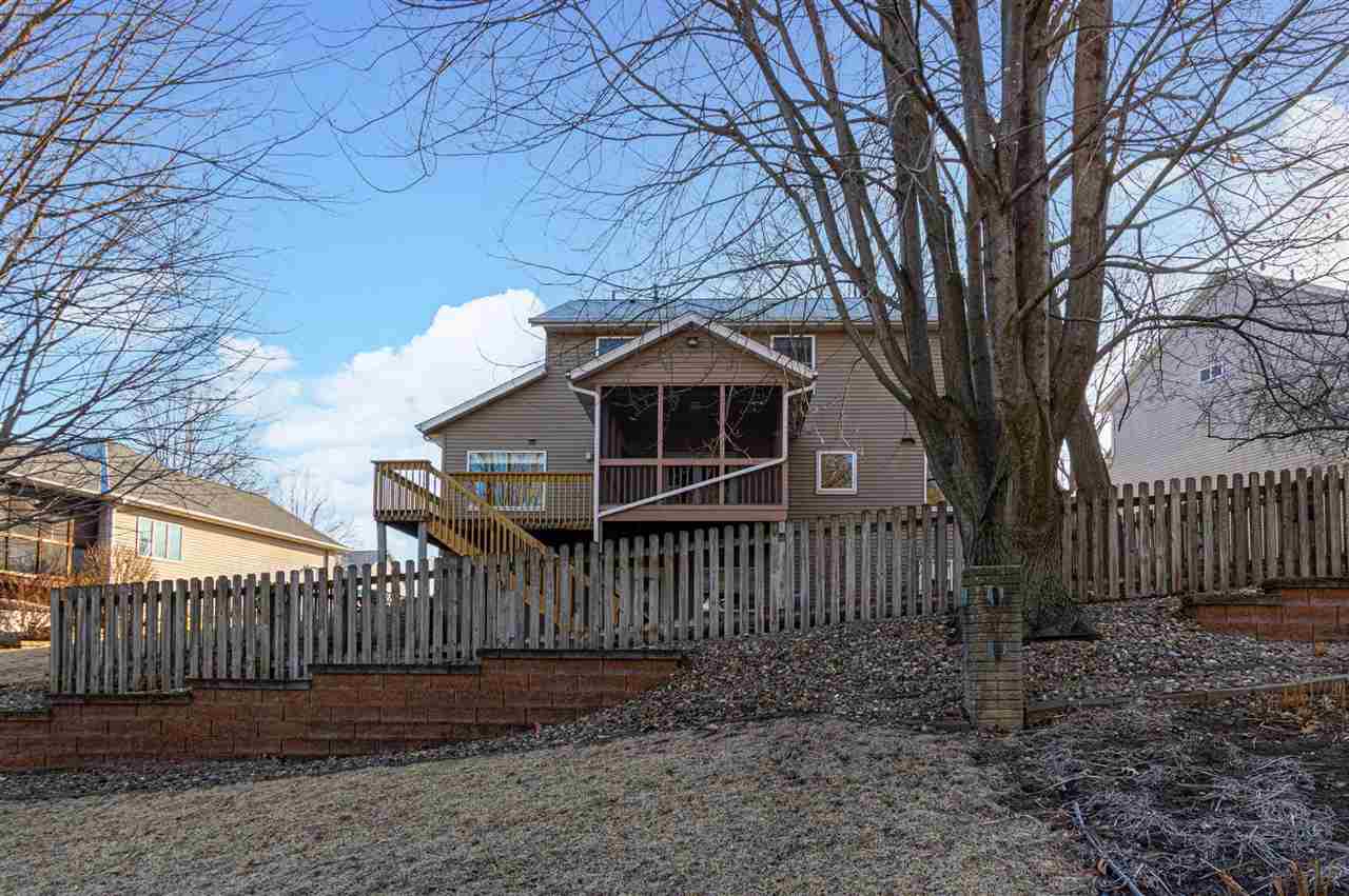 1618 Red Oak Drive Coralville IA 52241