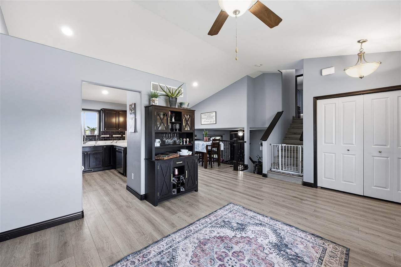 512 Jackson Street Tiffin IA 52340