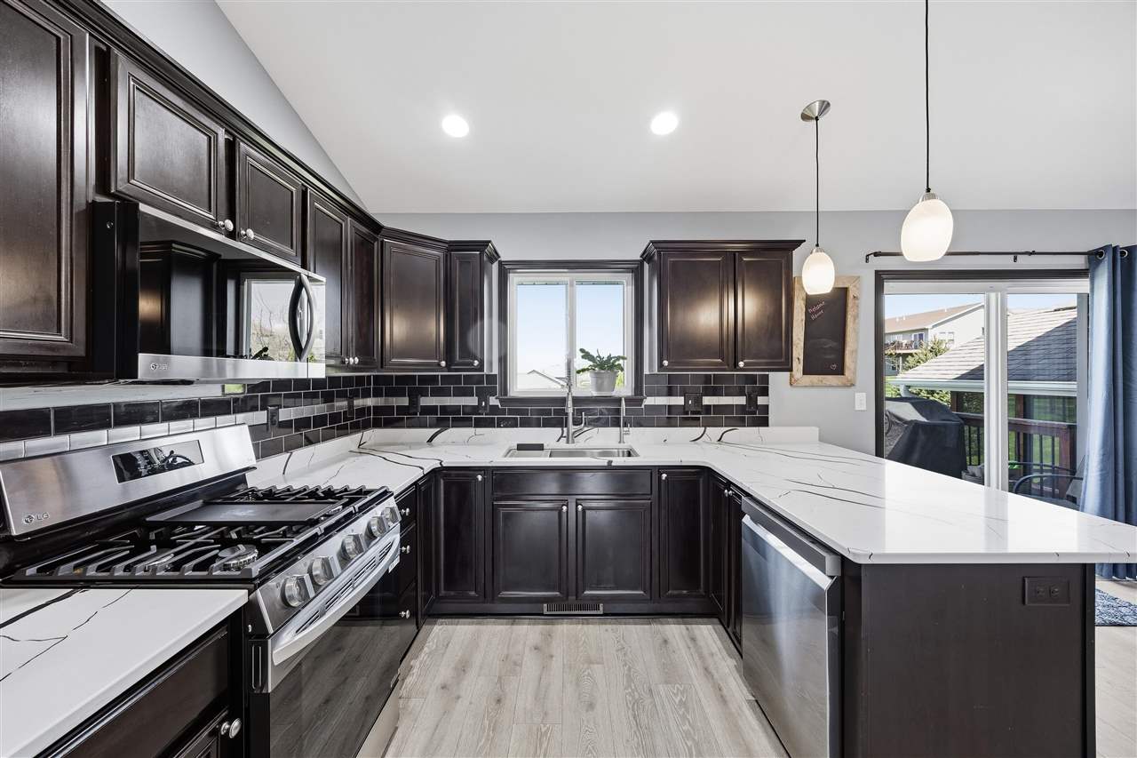 512 Jackson Street Tiffin IA 52340