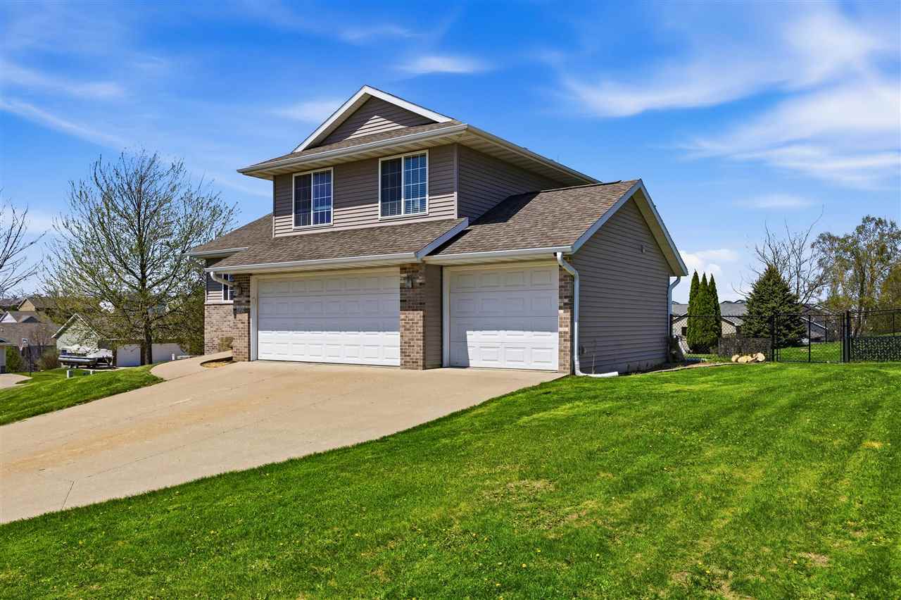 512 Jackson Street Tiffin IA 52340
