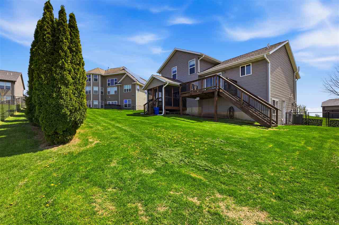 512 Jackson Street Tiffin IA 52340