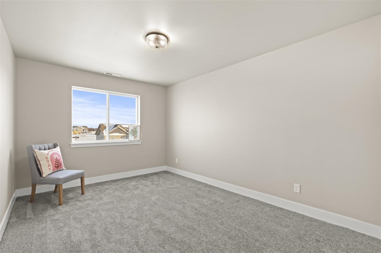 803 Mont Clair Street Solon IA 52333