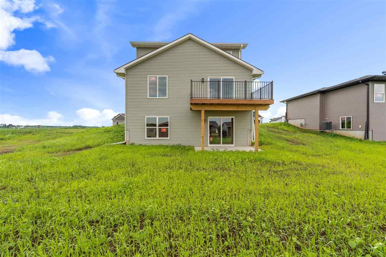 803 Mont Clair Street Solon IA 52333