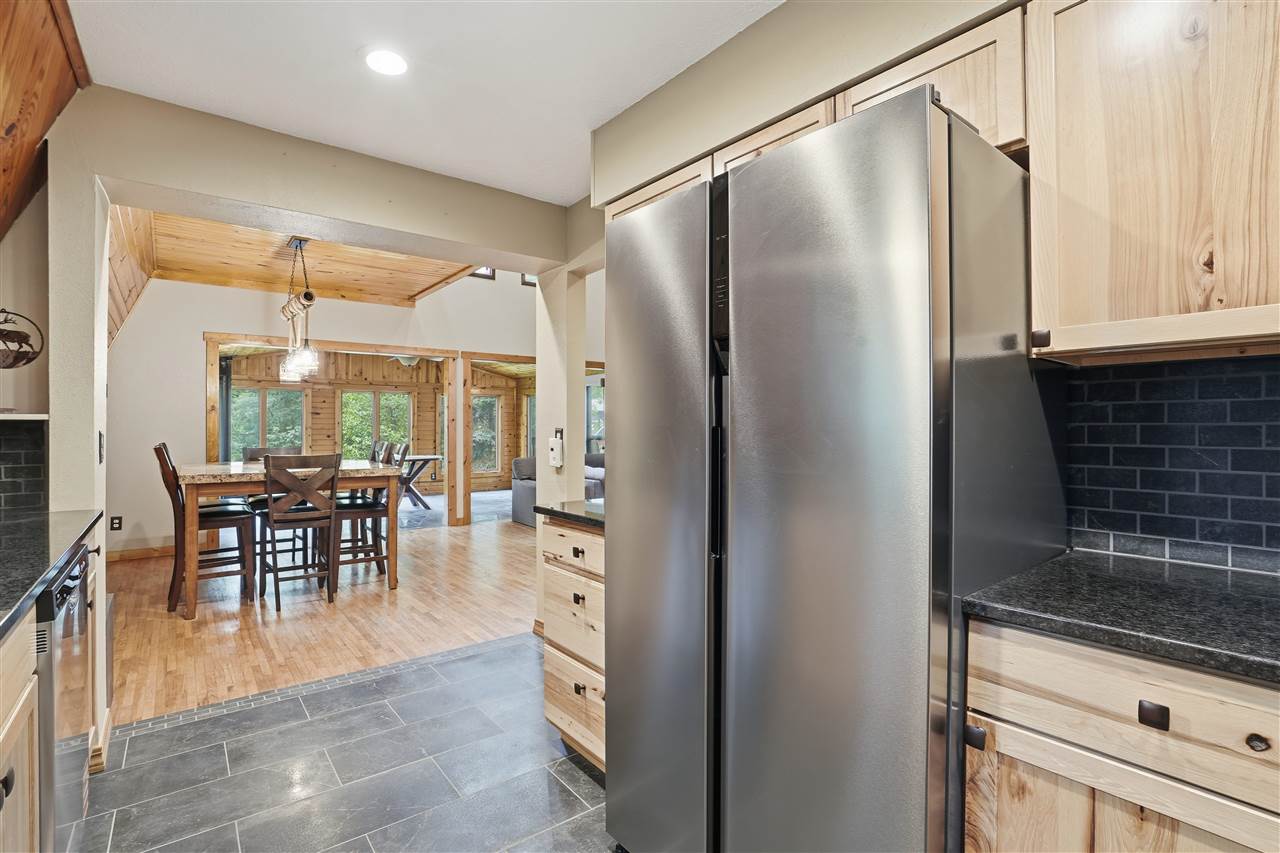2221 Oak Road NE North Liberty IA 52317