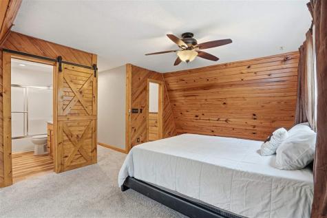 2221 Oak Road NE North Liberty IA 52317