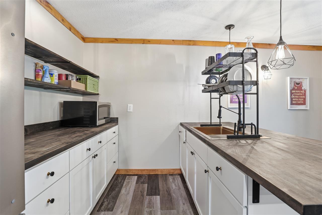 2221 Oak Road NE North Liberty IA 52317