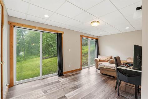 2221 Oak Road NE North Liberty IA 52317