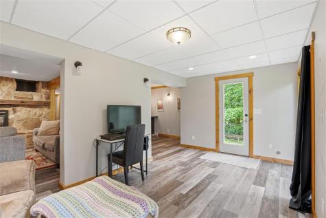 2221 Oak Road NE North Liberty IA 52317