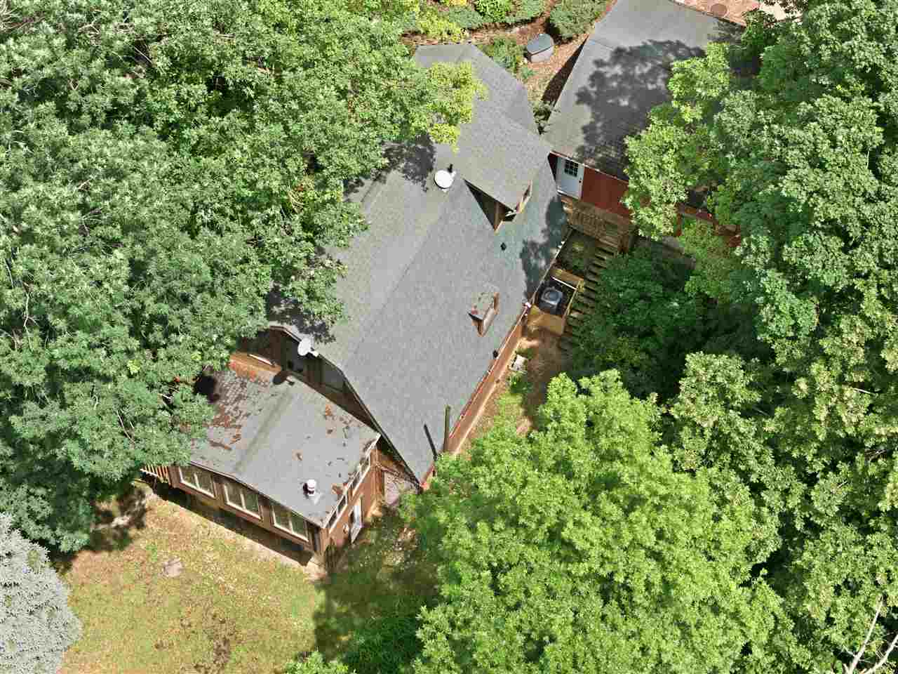 2221 Oak Road NE North Liberty IA 52317
