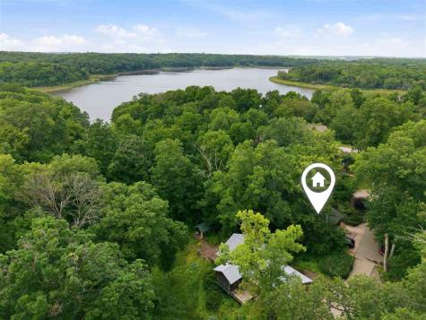 2221 Oak Road NE North Liberty IA 52317
