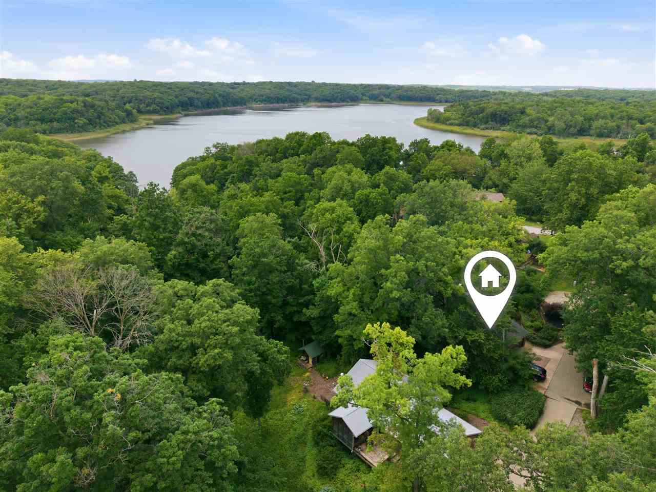2221 Oak Road NE North Liberty IA 52317
