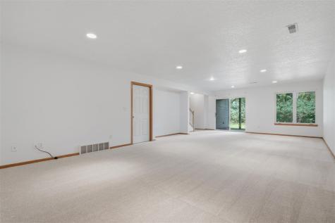 2626 Catskill Court Iowa City IA 52245