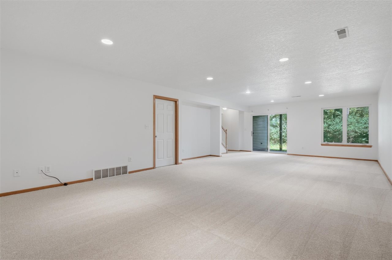 2626 Catskill Court Iowa City IA 52245