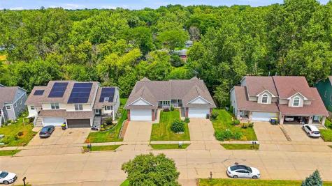 2626 Catskill Court Iowa City IA 52245