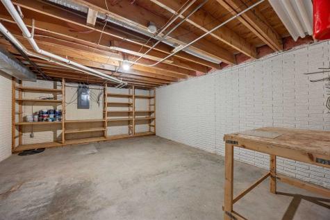132 Tahoe Court Cedar Rapids IA 52403