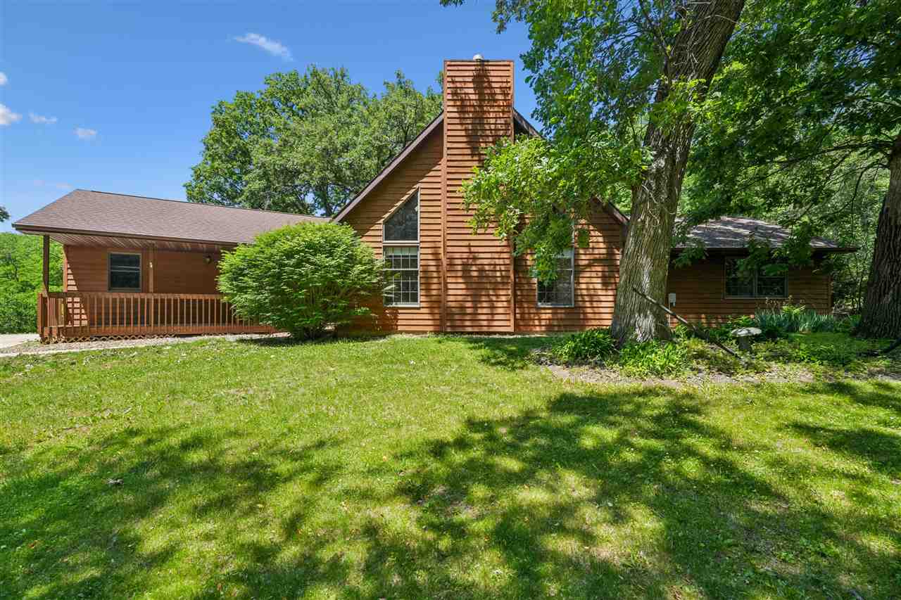 4084 Crest View Drive Solon IA 52333