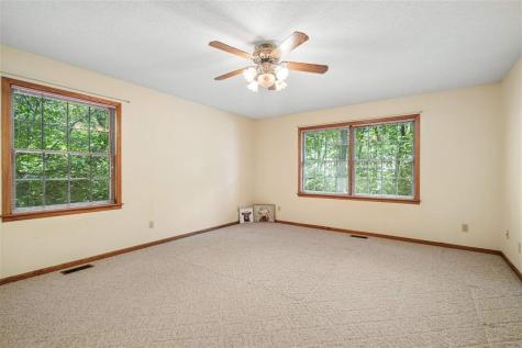 4084 Crest View Drive Solon IA 52333