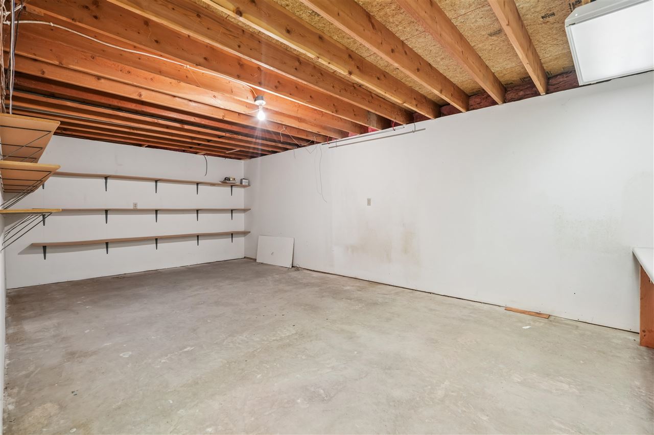 4084 Crest View Drive Solon IA 52333