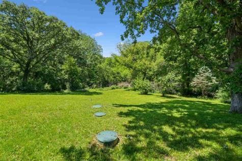 4084 Crest View Drive Solon IA 52333