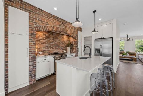 3002 Tommy Lane Coralville IA 52241